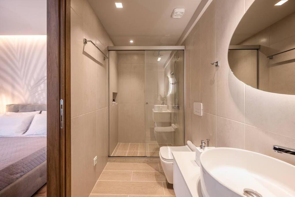 Amalia'S Luxury Apartment 1 Candia Esterno foto